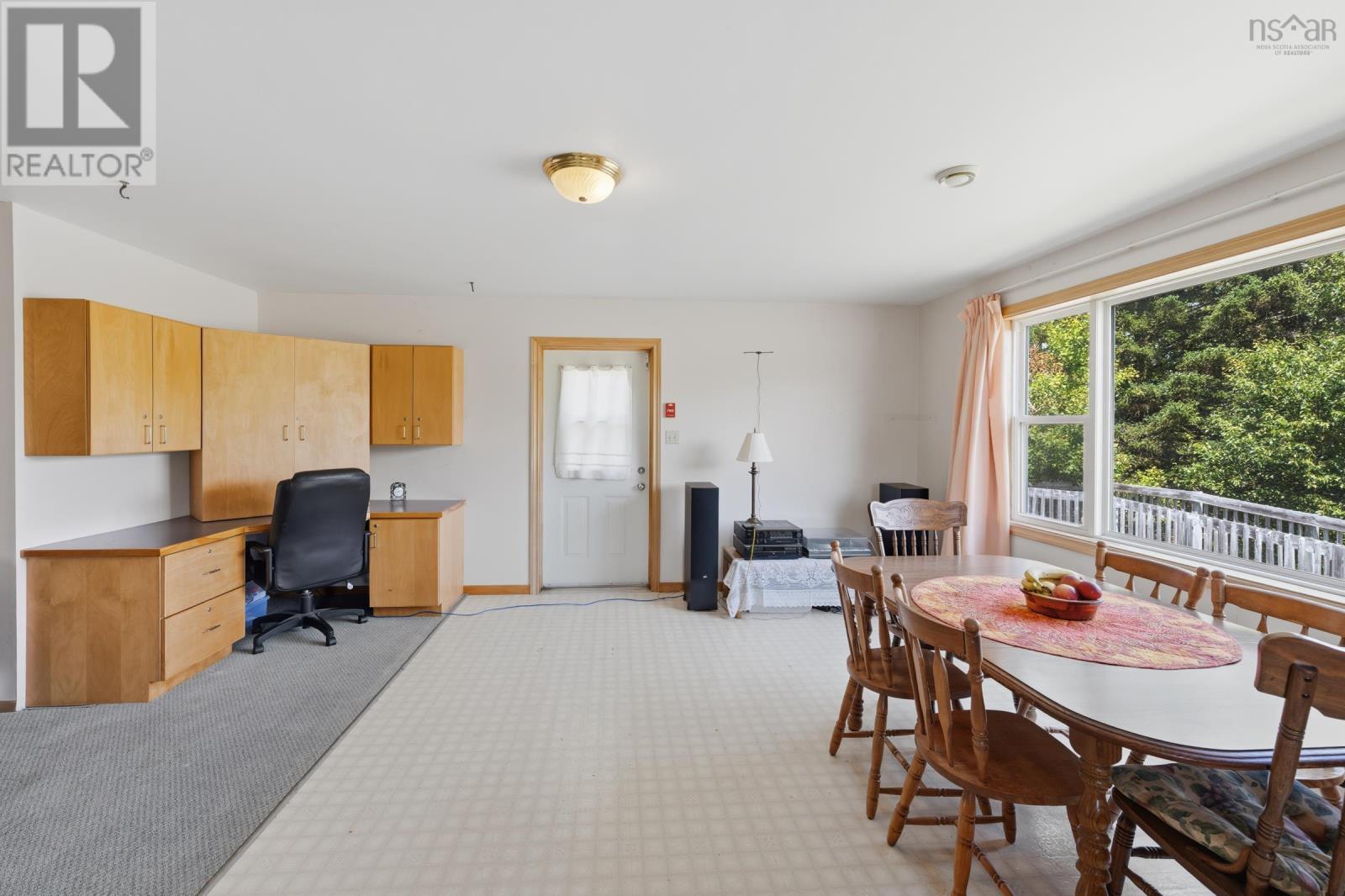 6 Dimock Road - 9