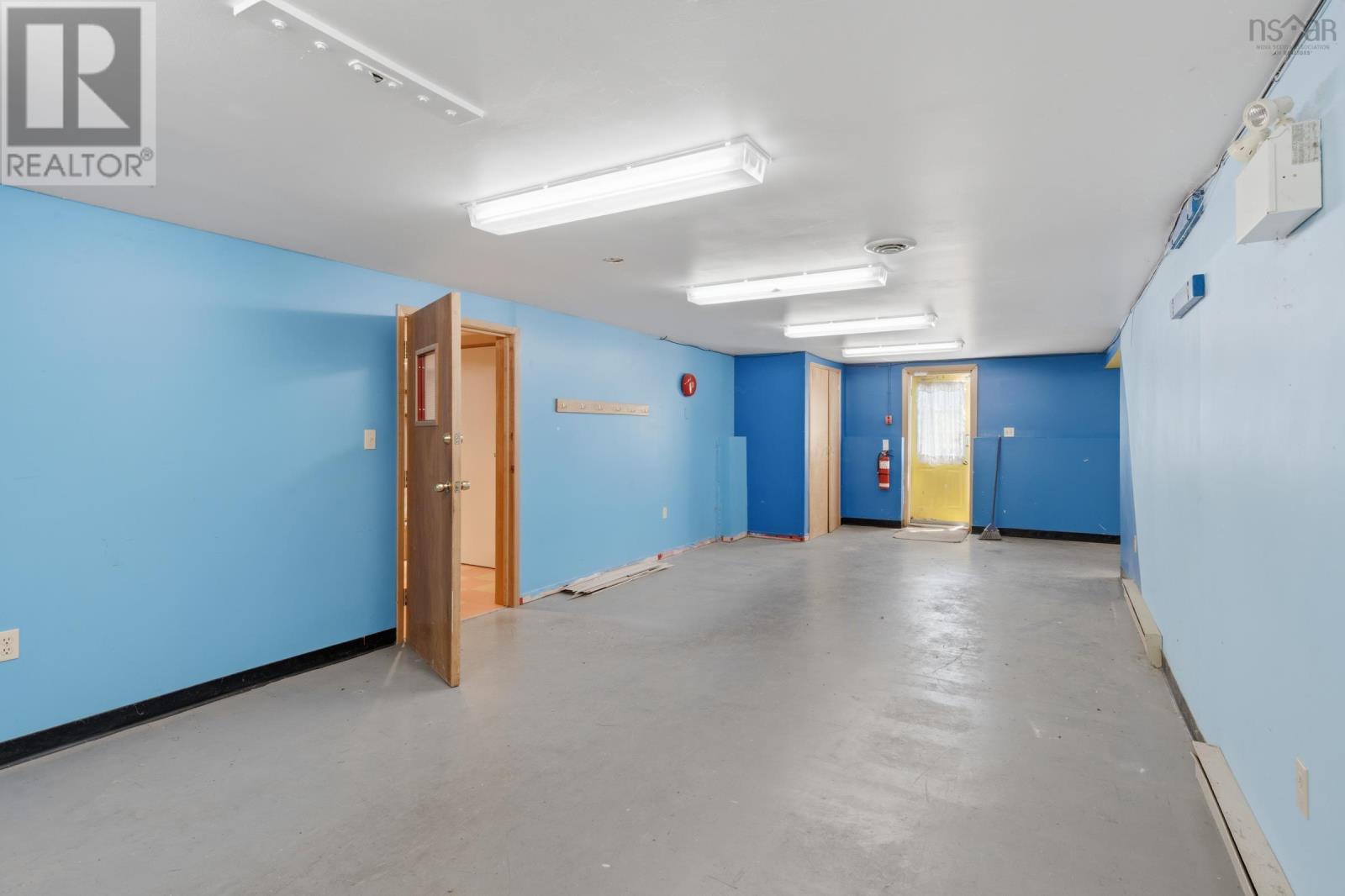 6 Dimock Road - 44