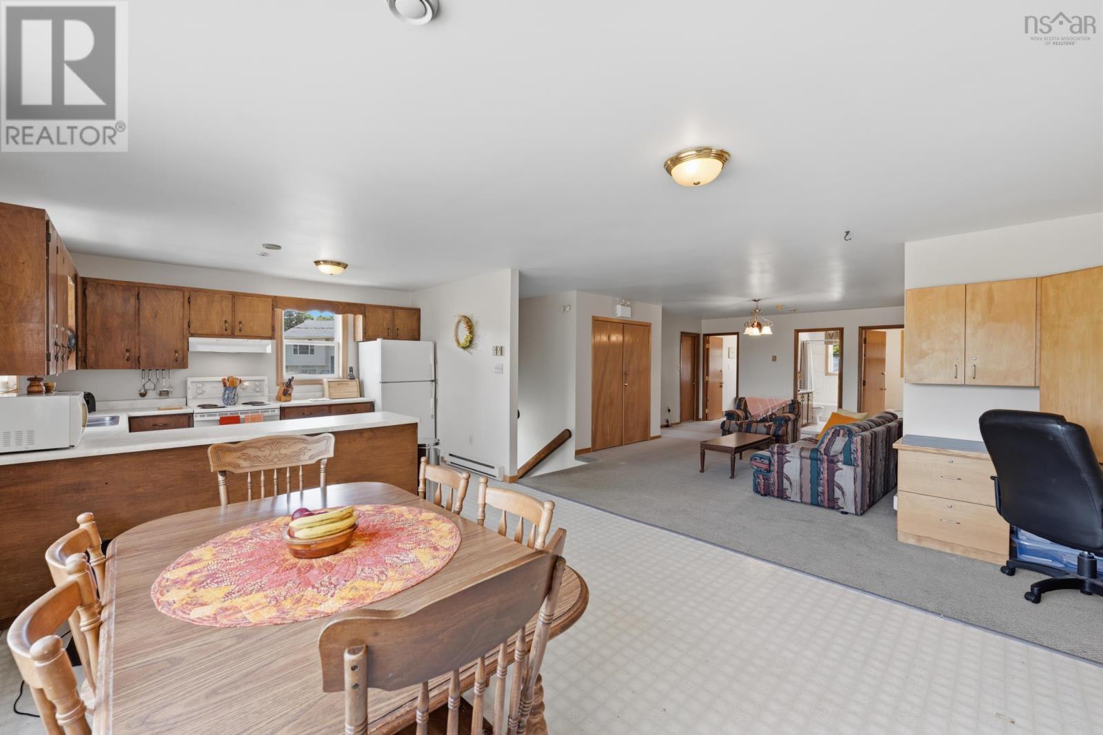6 Dimock Road - 7