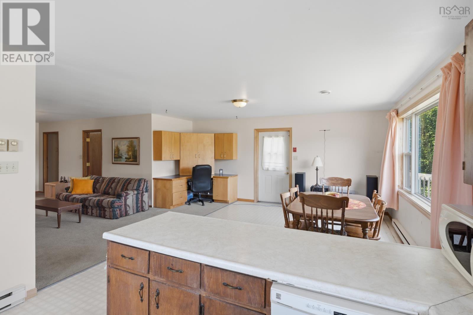 6 Dimock Road - 8