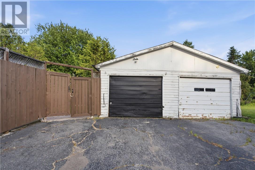 253 Eighth Avenue - Image 40