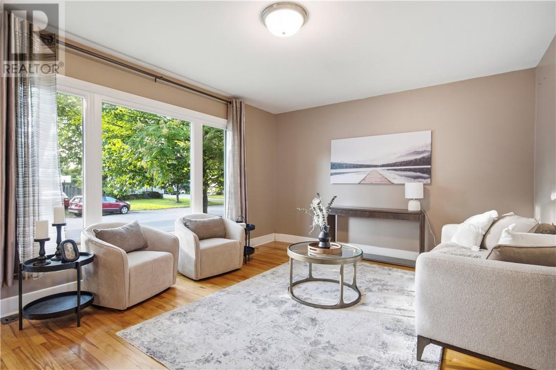 253 Eighth Avenue - Image 6