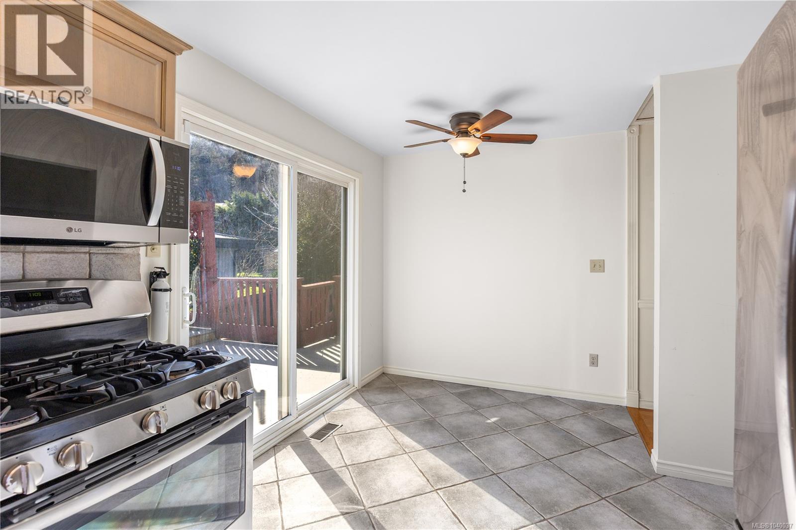 3971 Hammond Bay Rd - 36