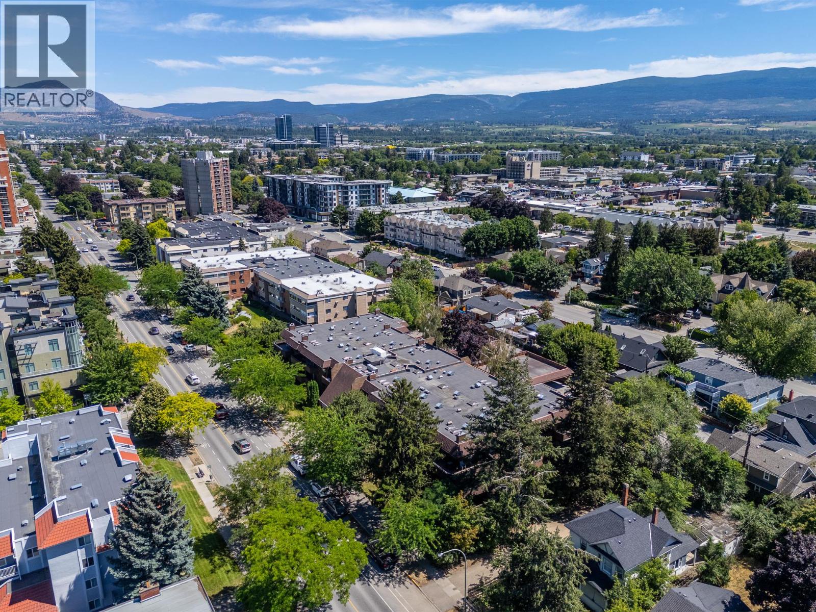 106 983 Bernard Avenue, Kelowna