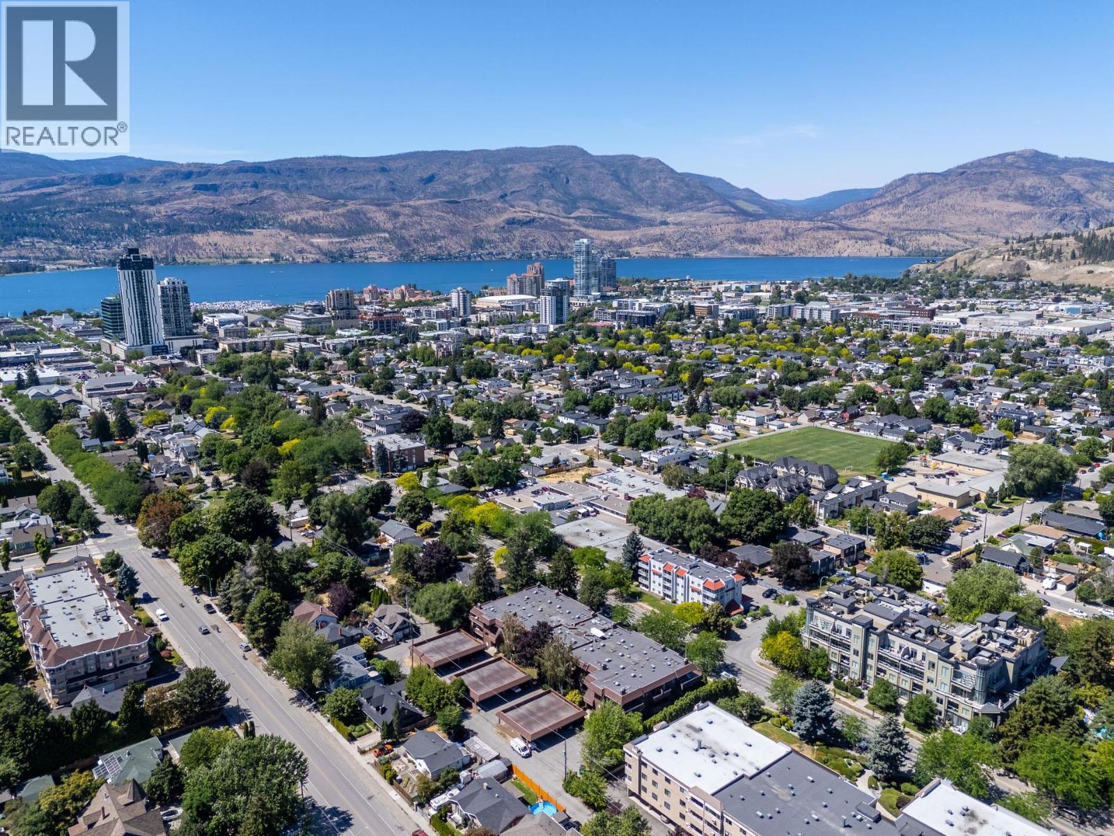 106 983 Bernard Avenue, Kelowna