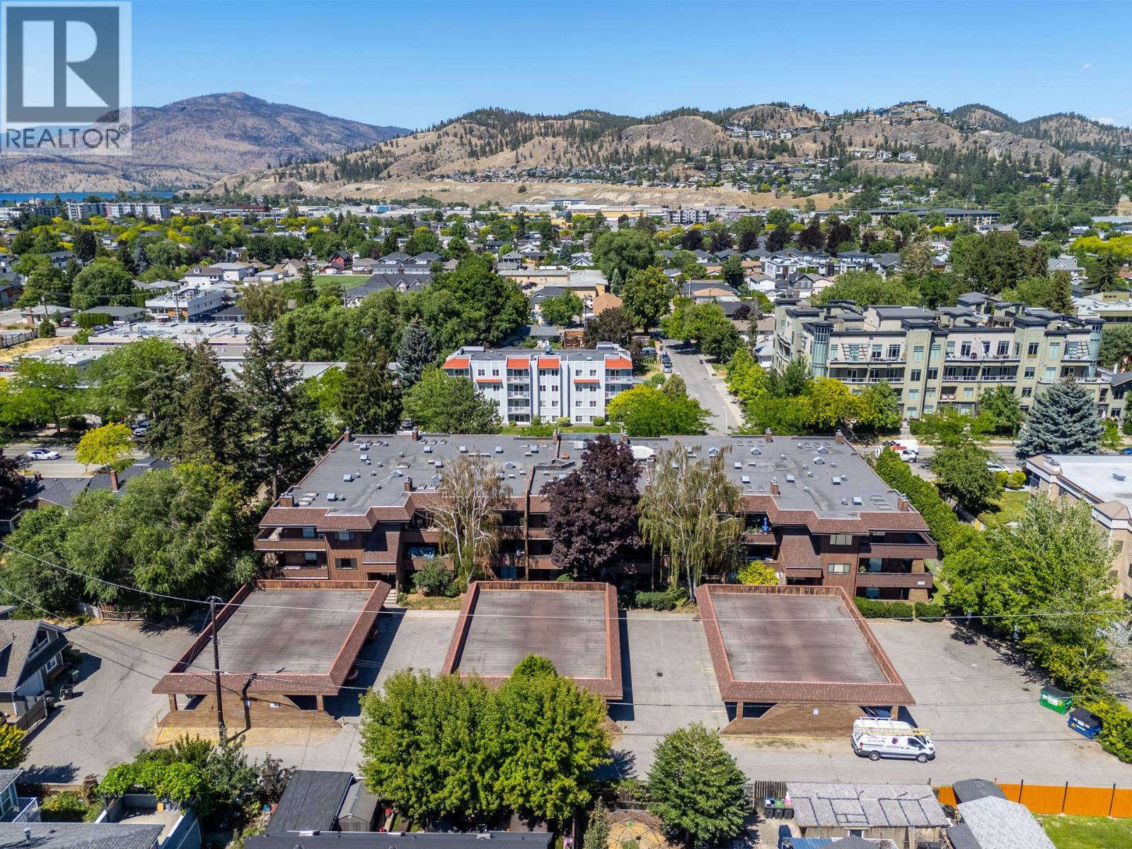 106 983 Bernard Avenue, Kelowna