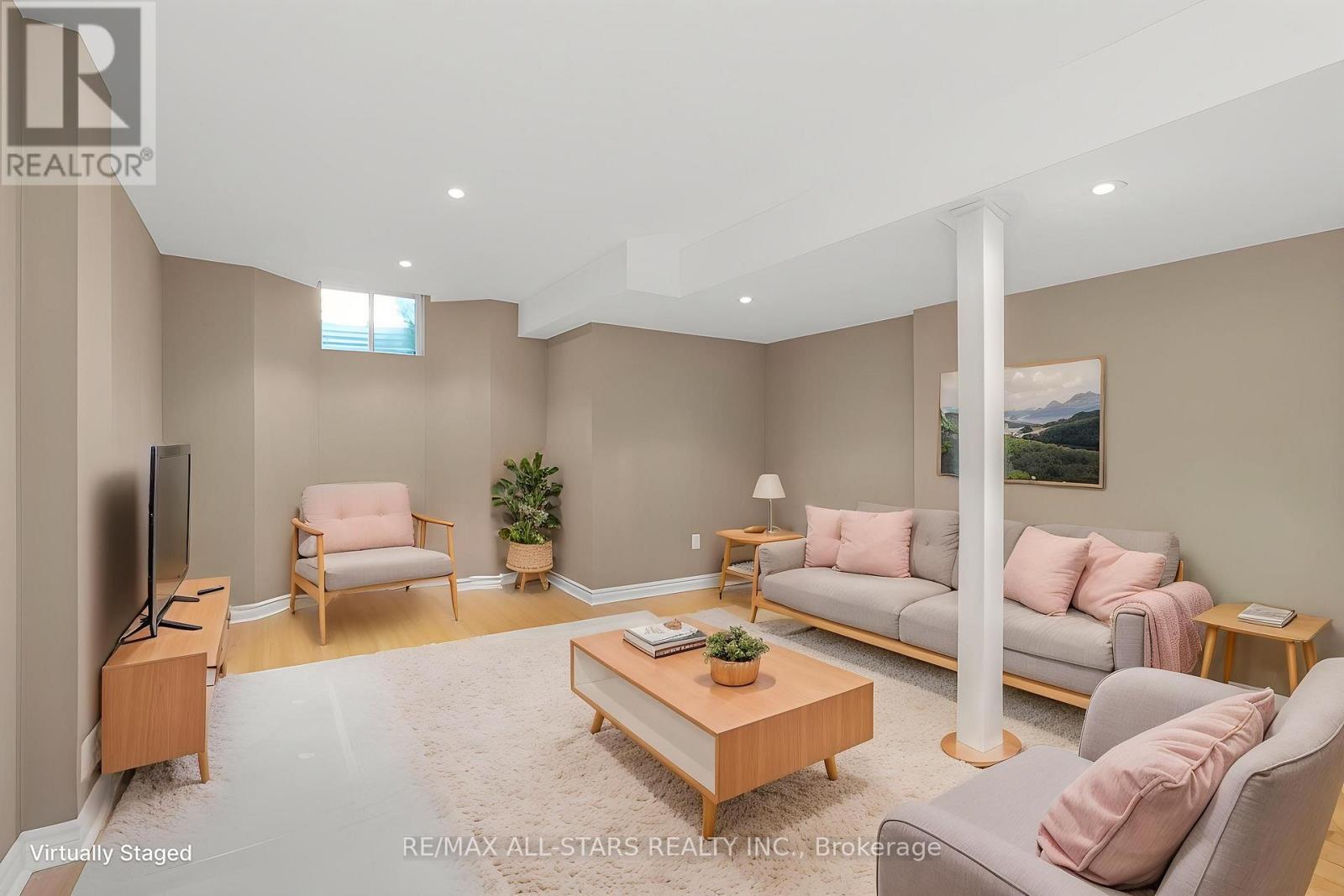 113 LOUISBOURG WAY - Image 30