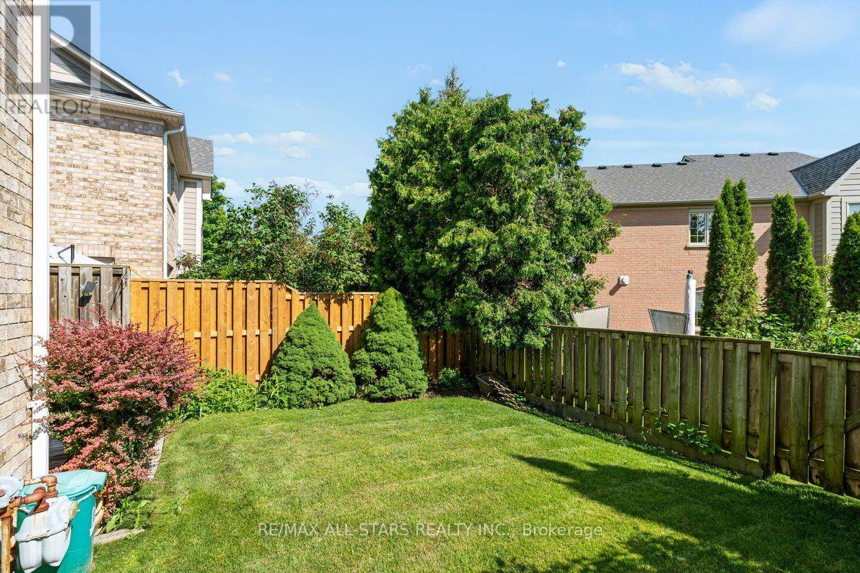 113 LOUISBOURG WAY - Image 41