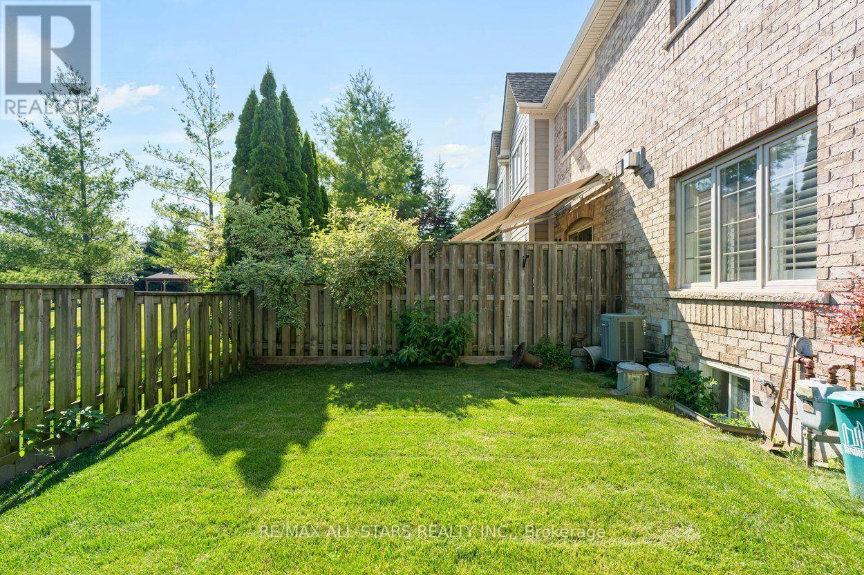 113 LOUISBOURG WAY - Image 43