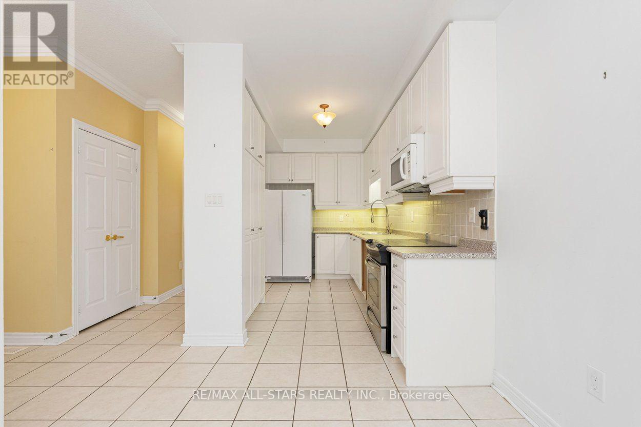 113 LOUISBOURG WAY - Image 9