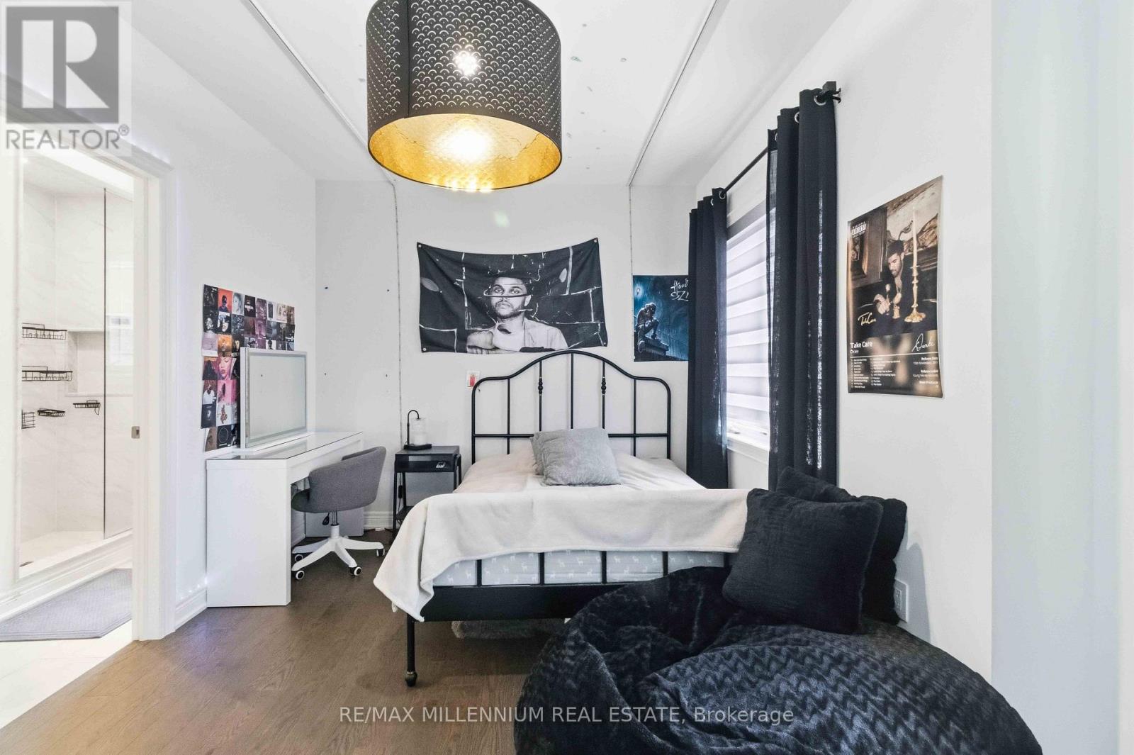 69 MENOTTI DRIVE - 22