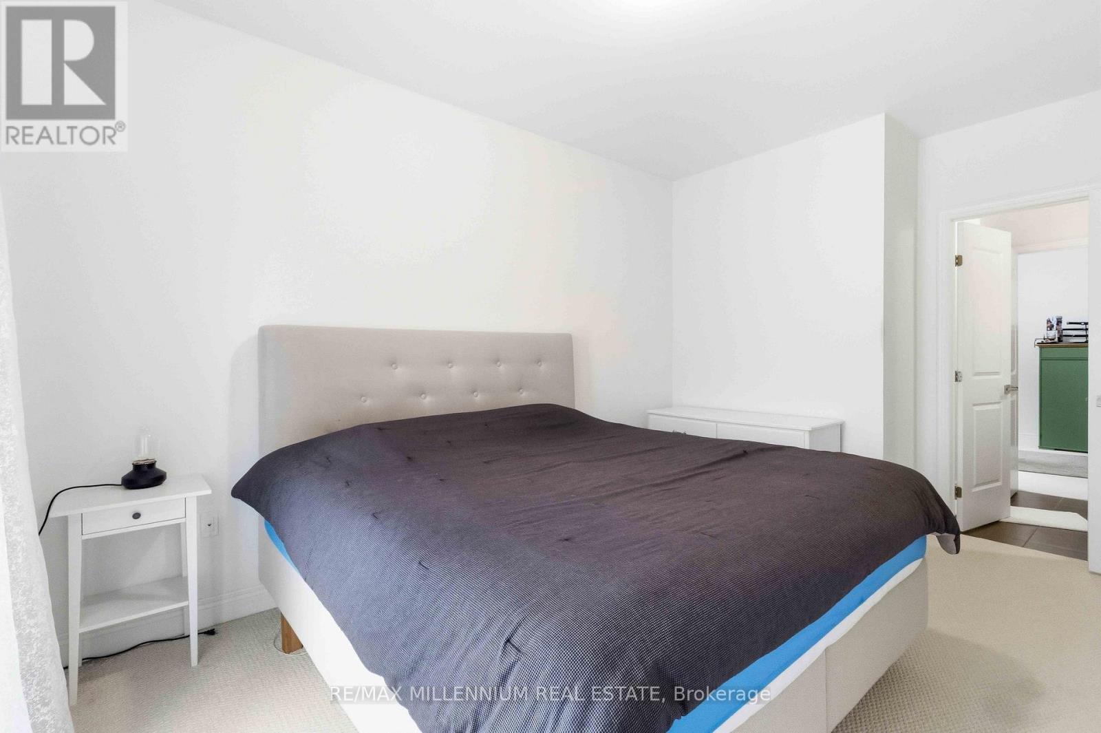 69 MENOTTI DRIVE - 25