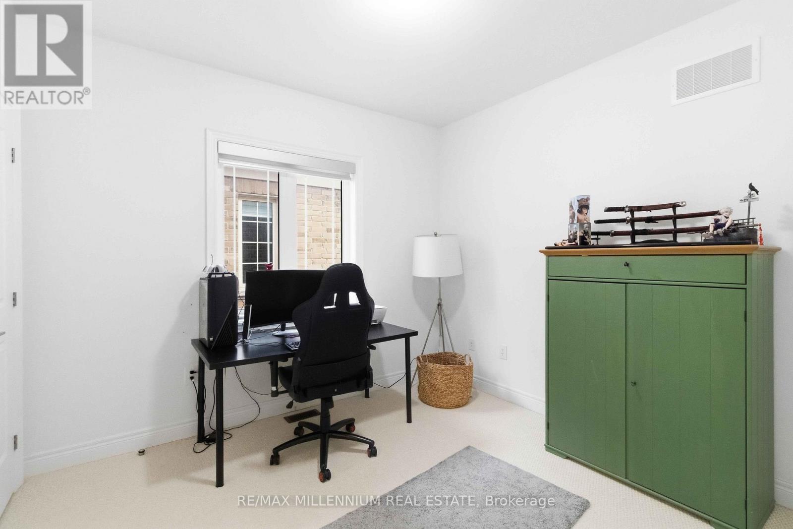 69 MENOTTI DRIVE - 29