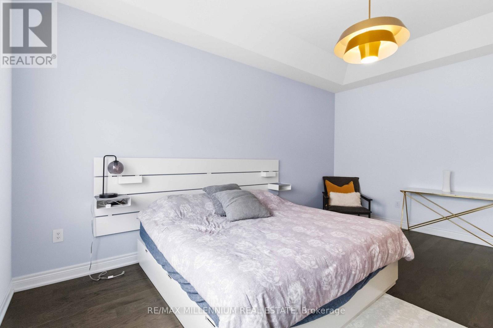69 MENOTTI DRIVE - 32