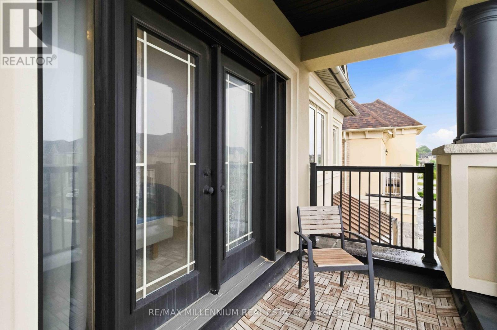 69 MENOTTI DRIVE - 45