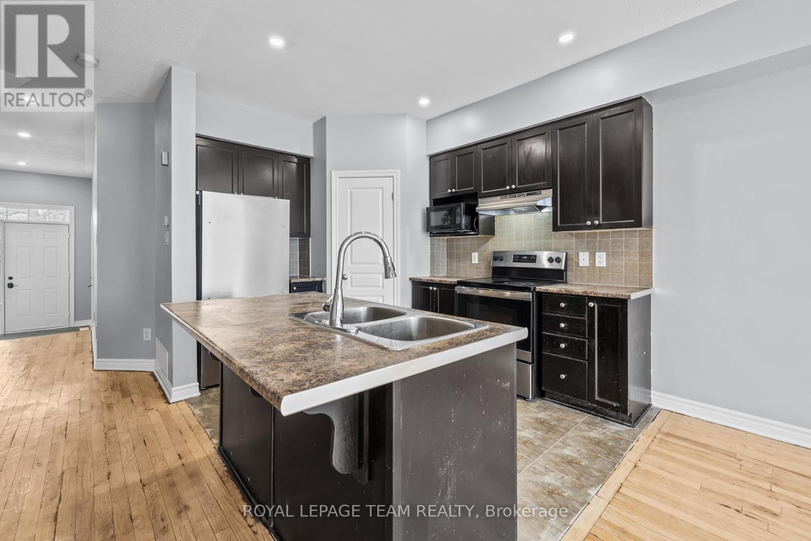 943 KLONDIKE ROAD - 8
