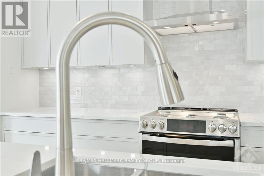 484 WOODLAND AVENUE, Ottawa. Luxury613. By Peter Sagos - Image 15