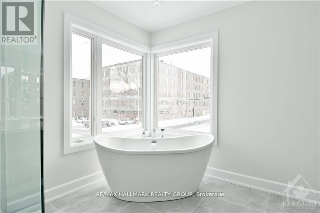 484 WOODLAND AVENUE, Ottawa. Luxury613. By Peter Sagos - Image 22