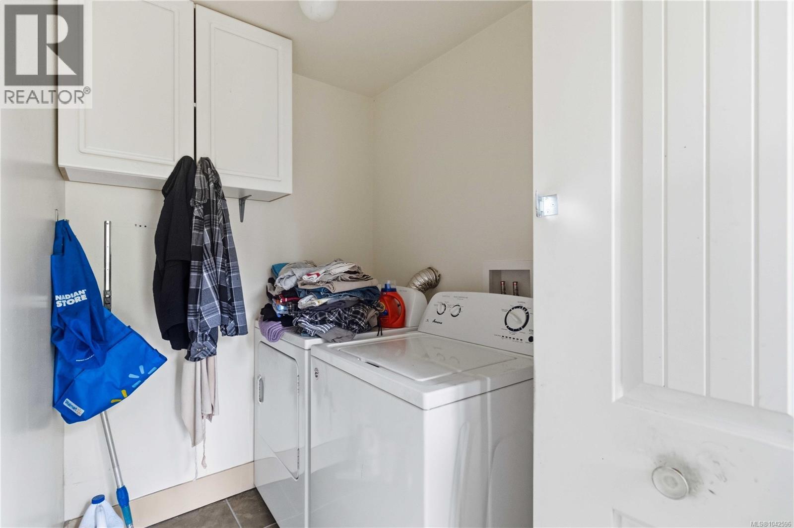 1219 Juno St, Esquimalt