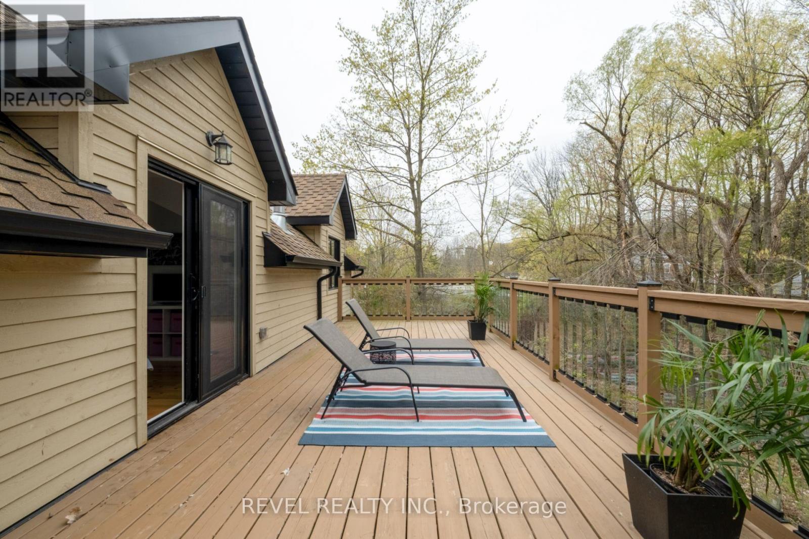 1470 QUEEN STREET W - 22