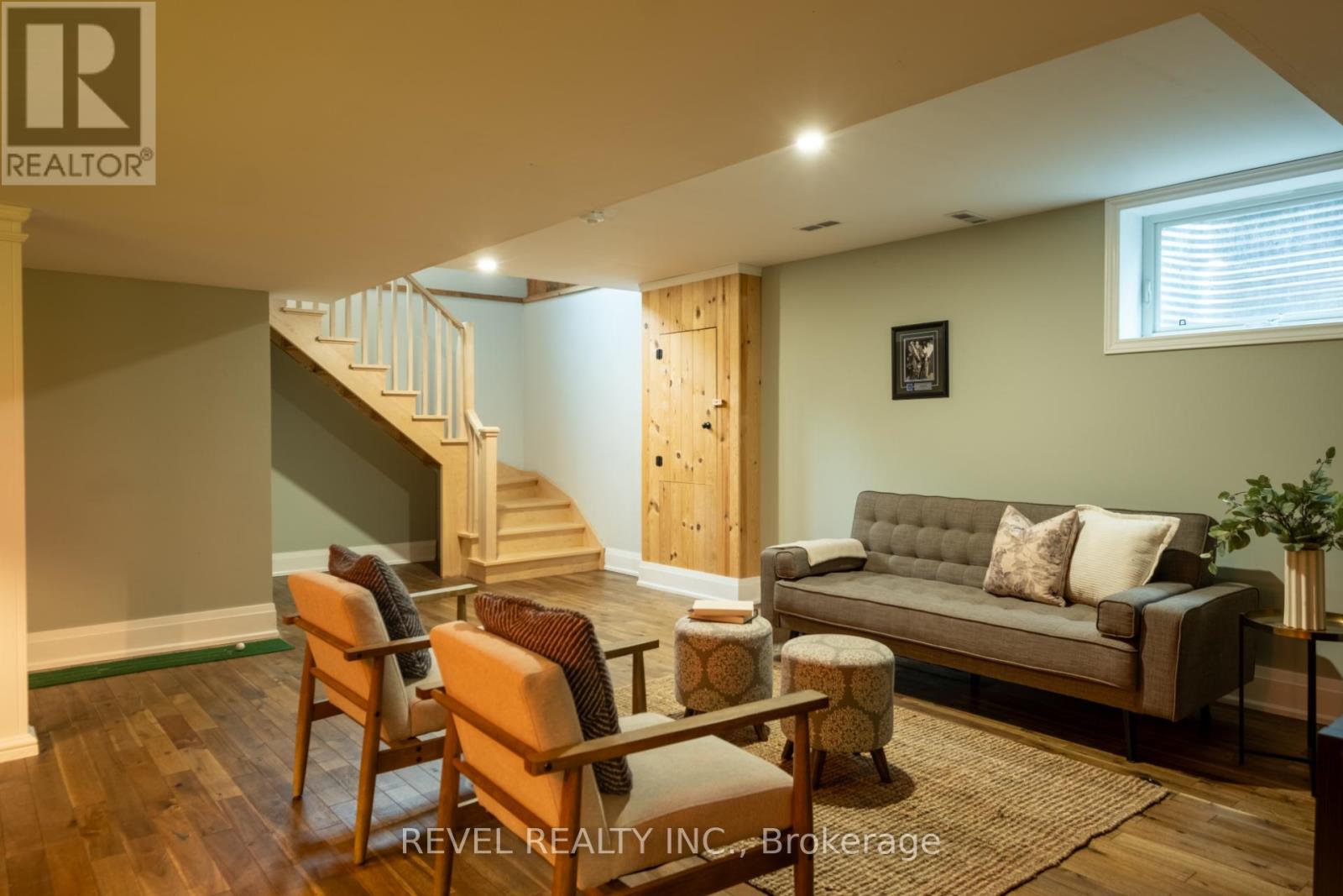 1470 QUEEN STREET W - 34