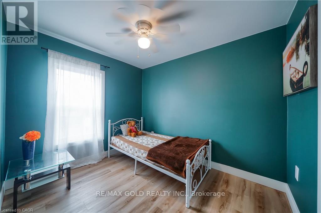 36 KERR STREET - 22