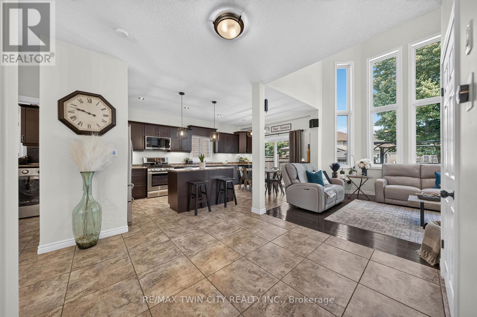 101 FITZGERALD DRIVE - 14