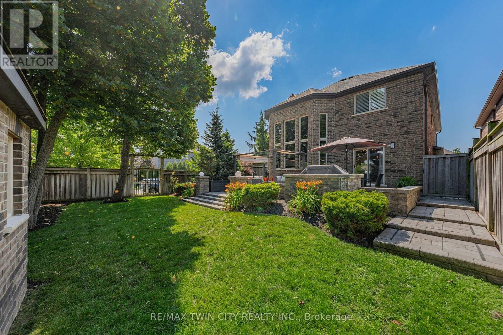 101 FITZGERALD DRIVE - 44