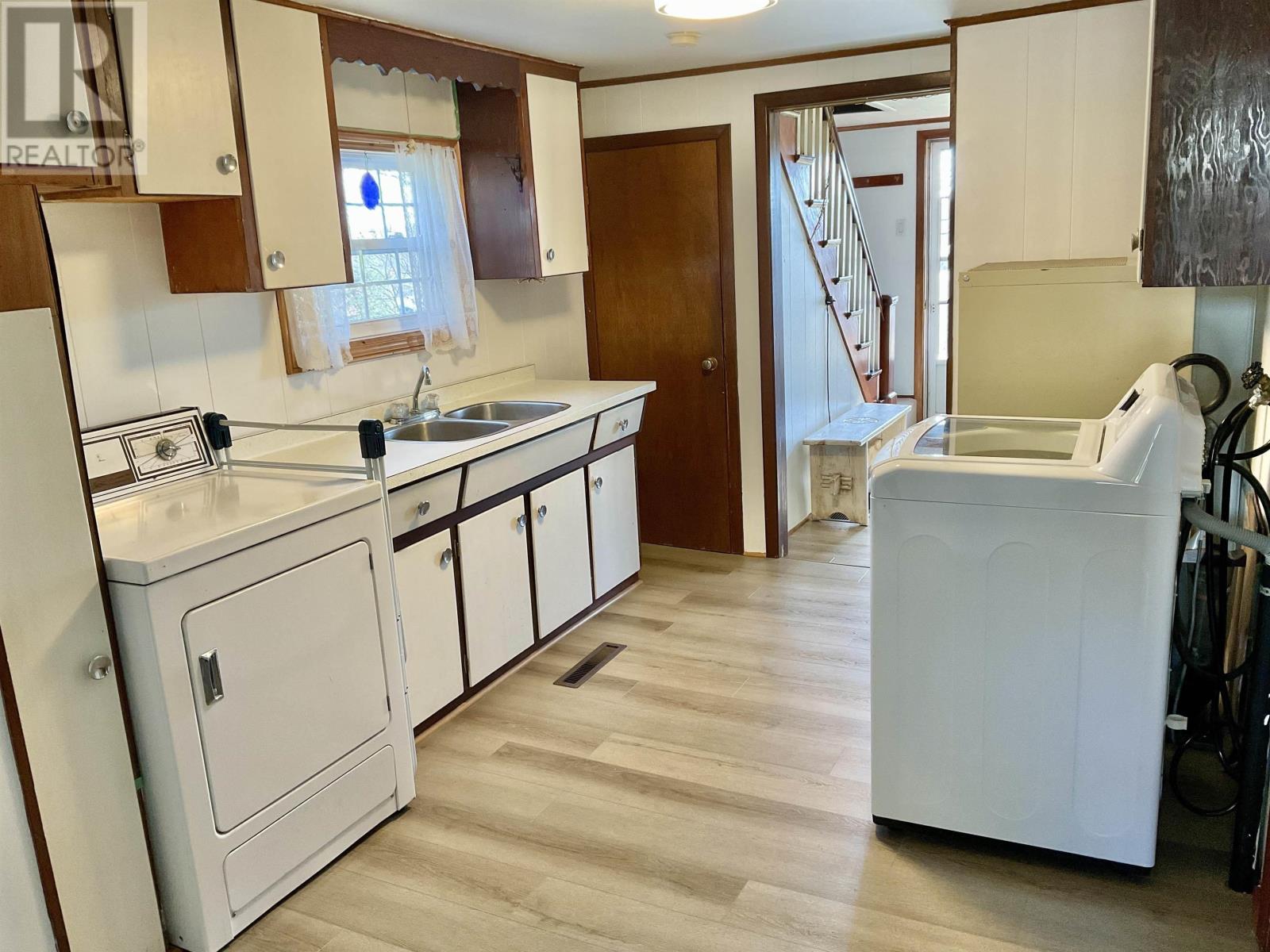202 White Point Road - 8