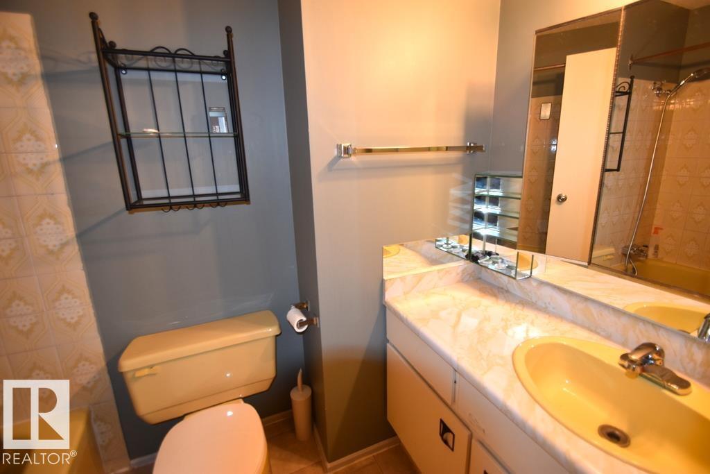 5308 Willow DR S - 14