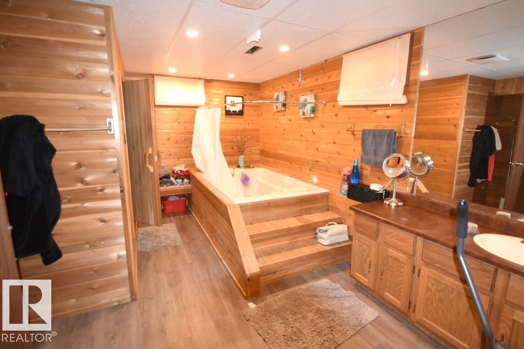 5308 Willow DR S - 13