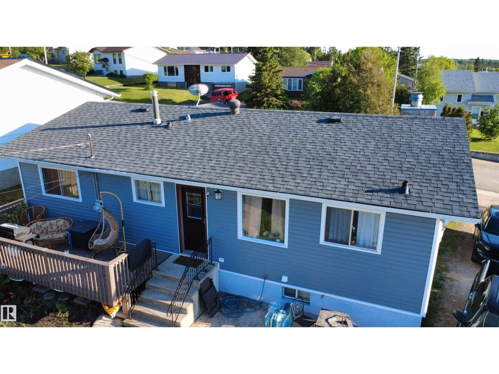 5308 Willow DR S - 23