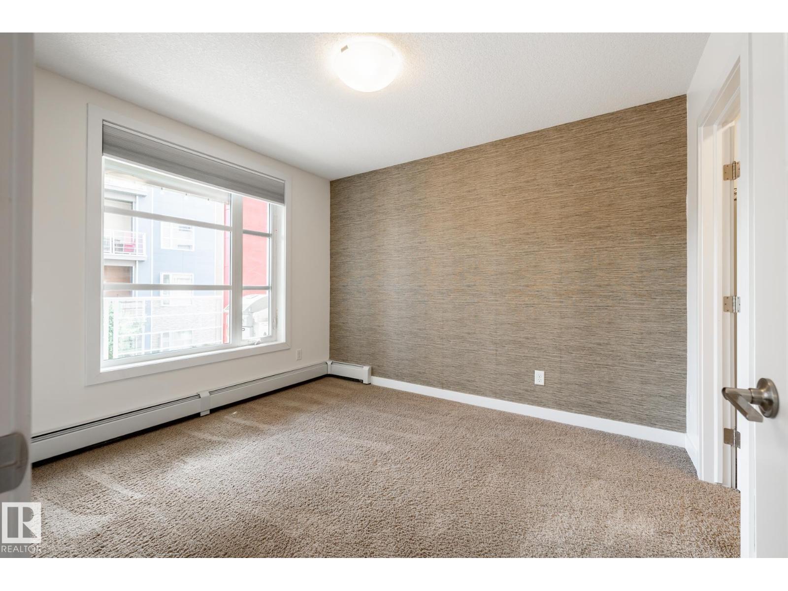 #215 2590 ANDERSON WY SW - 18