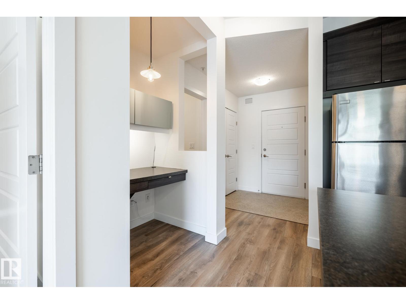 #215 2590 ANDERSON WY SW - 11
