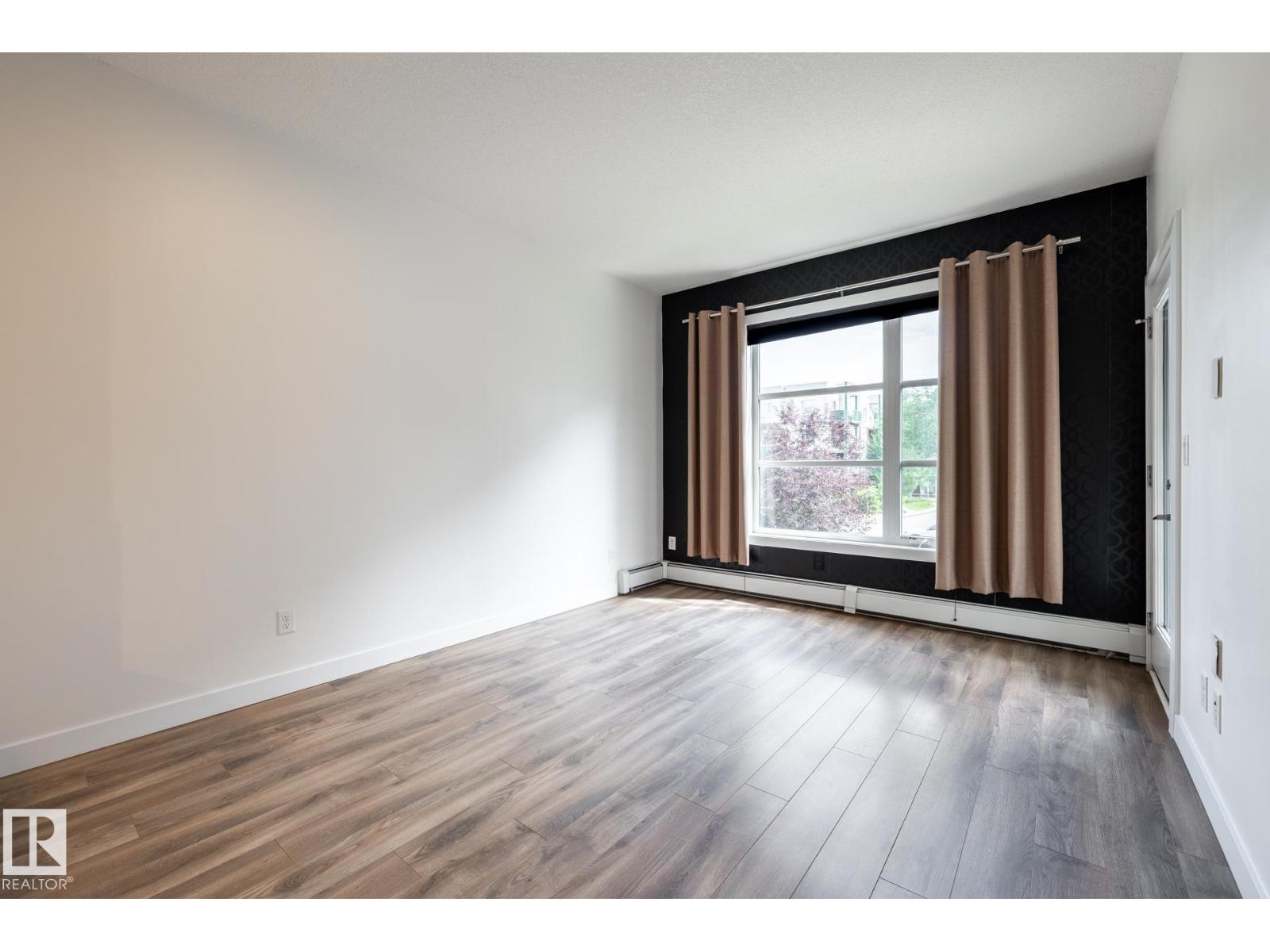 #215 2590 ANDERSON WY SW - 13