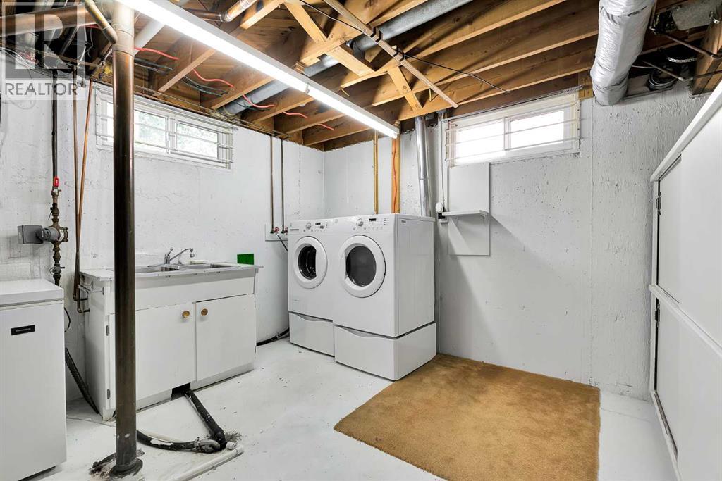 5247 Thomas Street NE - 30