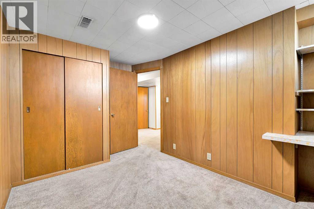 5247 Thomas Street NE - 28