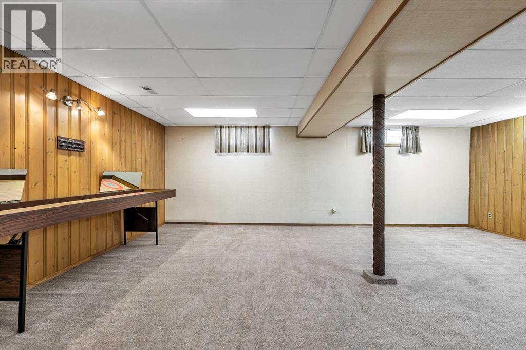 5247 Thomas Street NE - 23