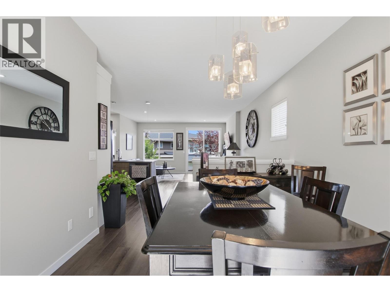 #113 1993 Qu'Appelle Boulevard - 35