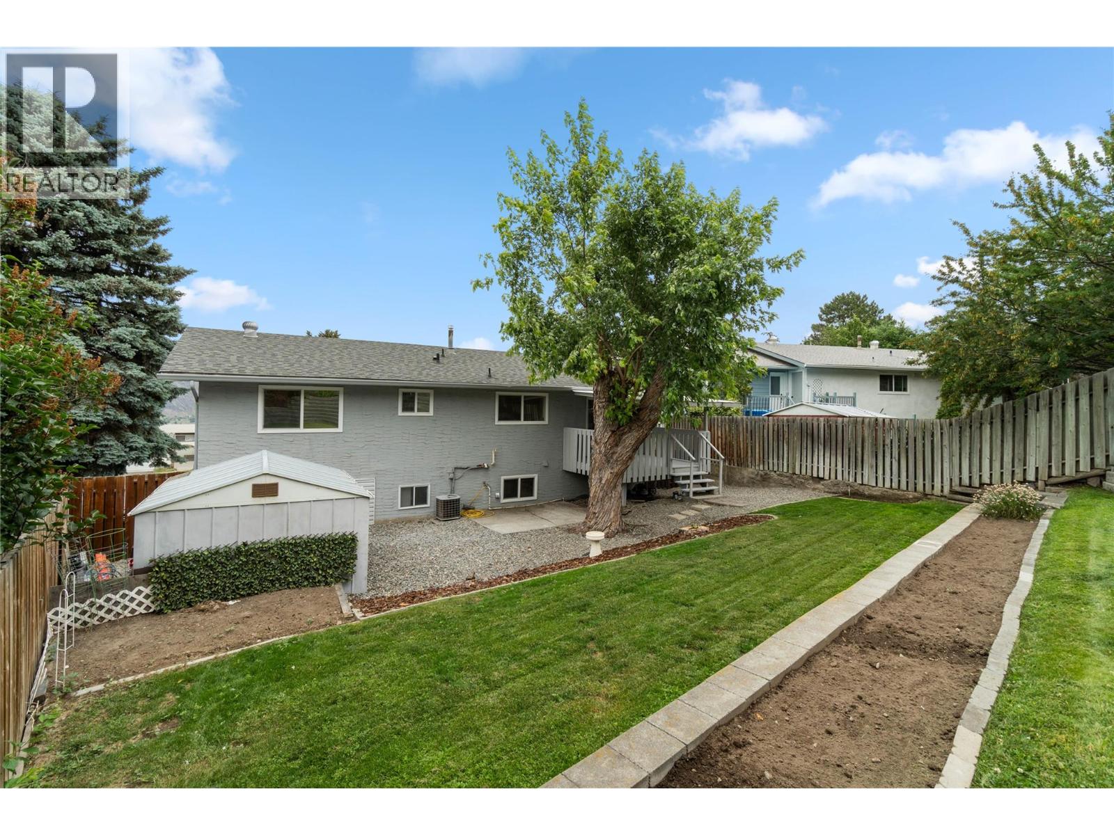 135 Silverthrone Crescent - 29