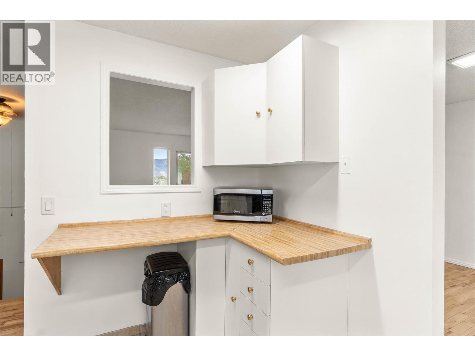 135 Silverthrone Crescent - 9