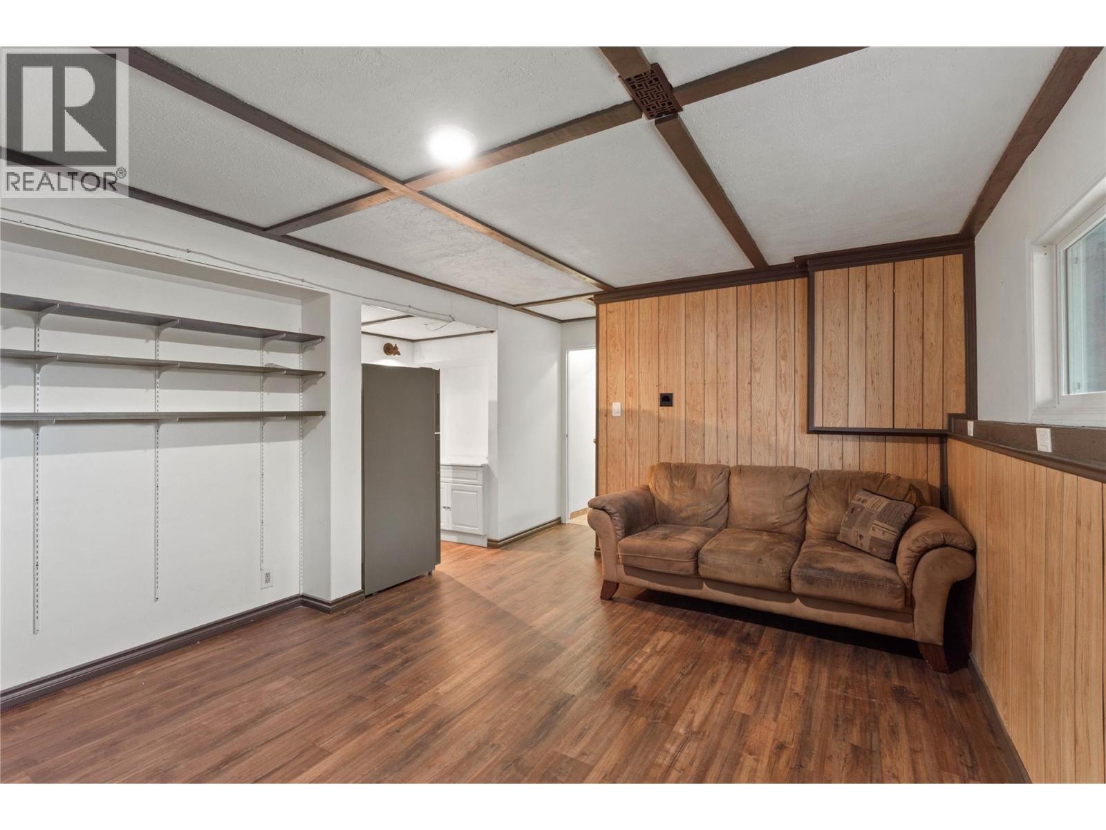 135 Silverthrone Crescent - 22