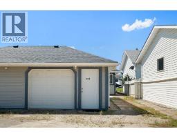 412 9 Street, Beiseker, AB T0M0G0 Photo 45
