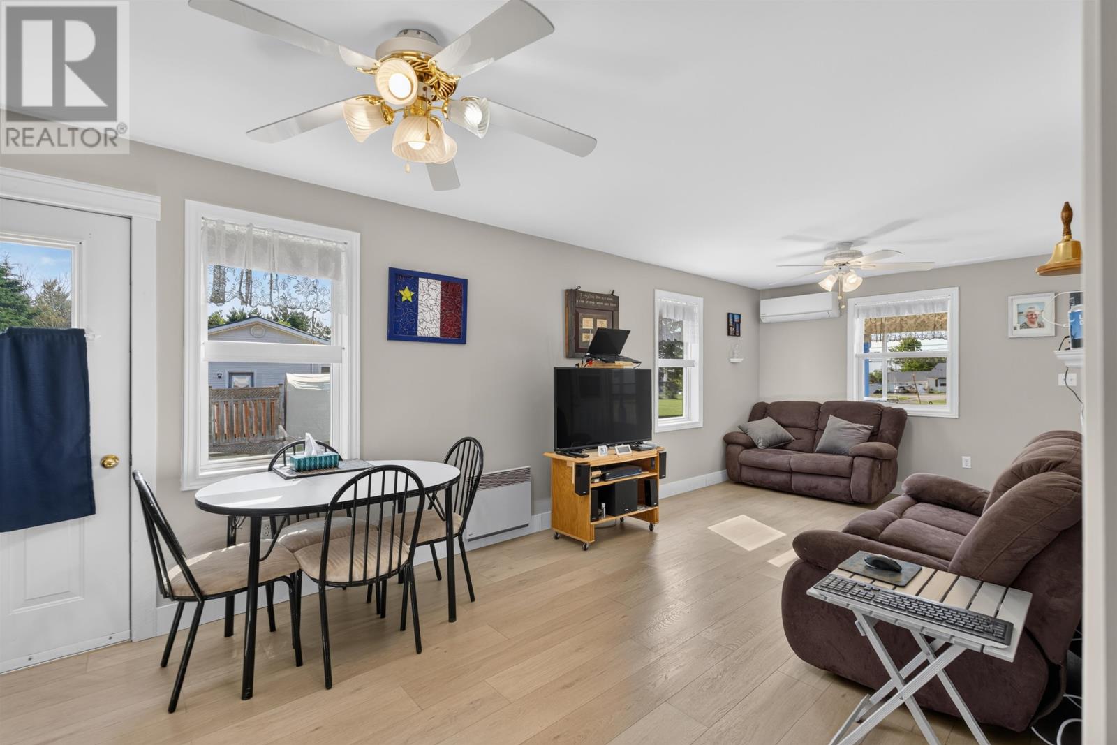 830 Main Street - 15