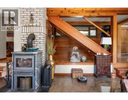 Loft - 2091 East Wellington Rd, Nanaimo, BC V9S5V2 Photo 8