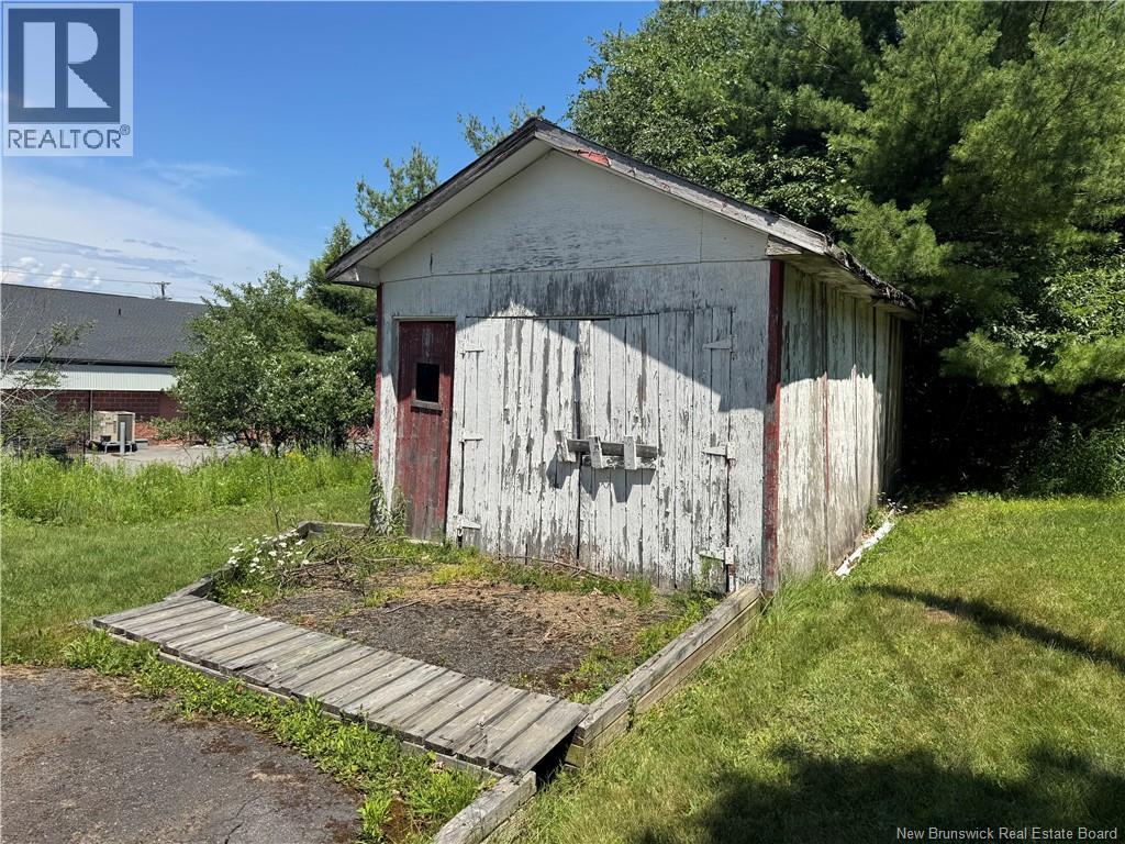 7 Donlyn Drive - 17