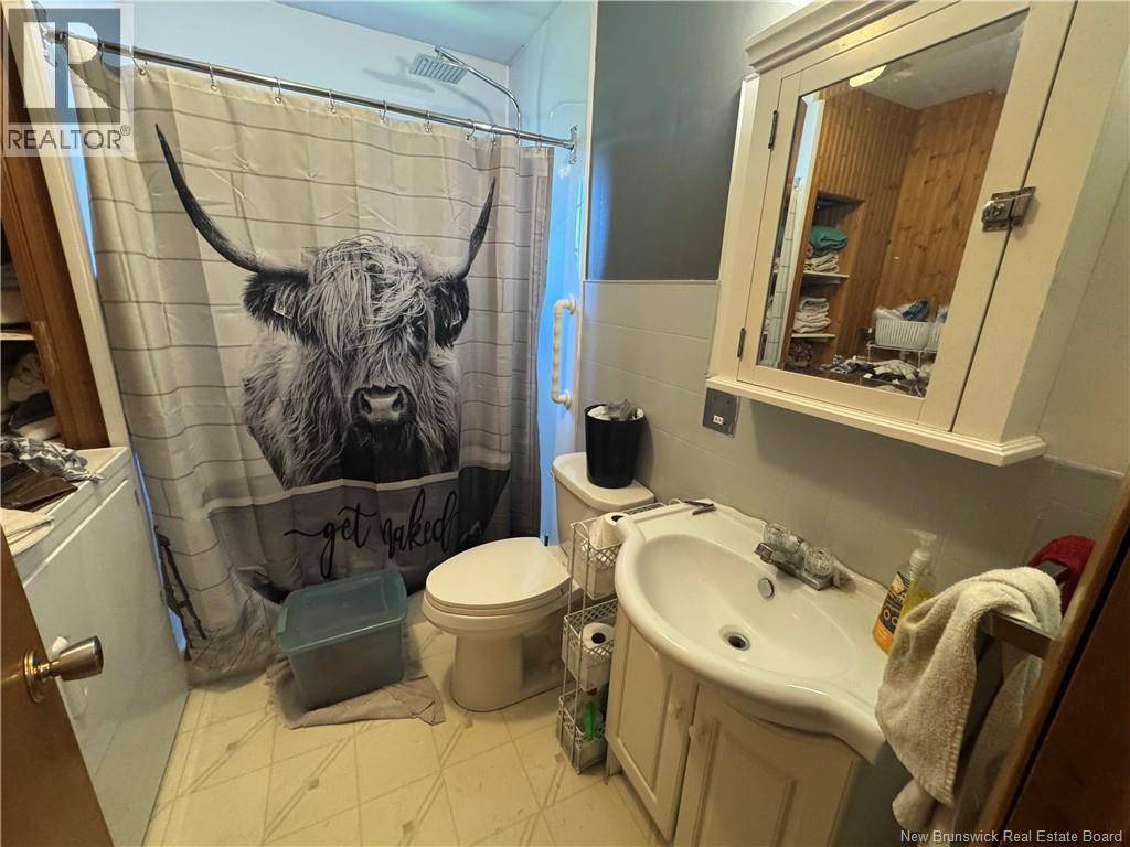 7 Donlyn Drive - 4