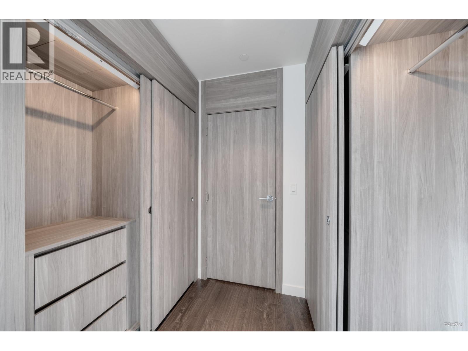 #TH-03-8555 CAPSTAN Way, Richmond