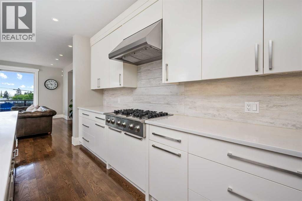 5024 21 Street SW - 12