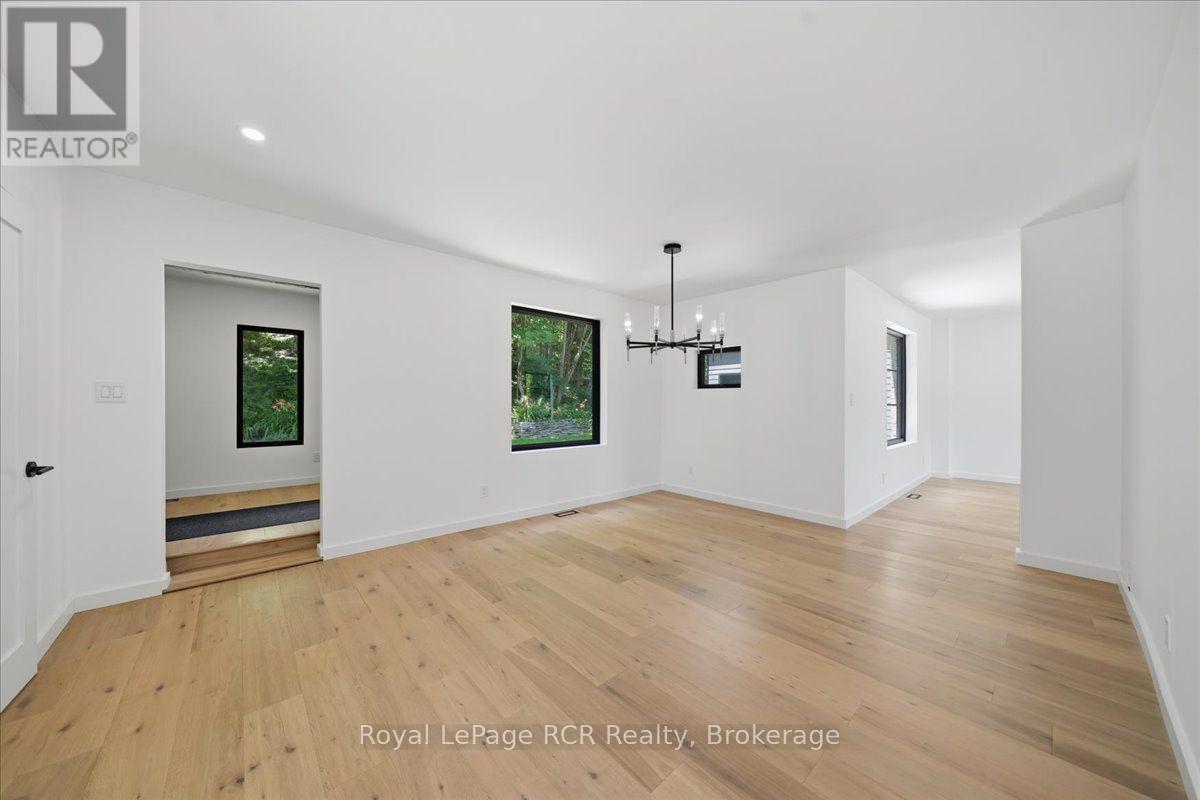 400 2ND AVENUE W - Image 20